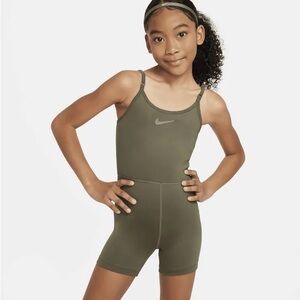 Nike Dri-FIT Olive Green Sportswear